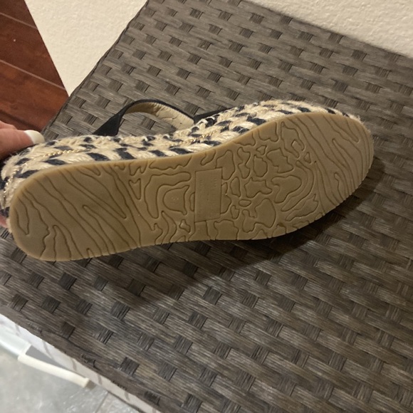 Jimmy Choo worn only 1 time with Box - Picture 3 of 3